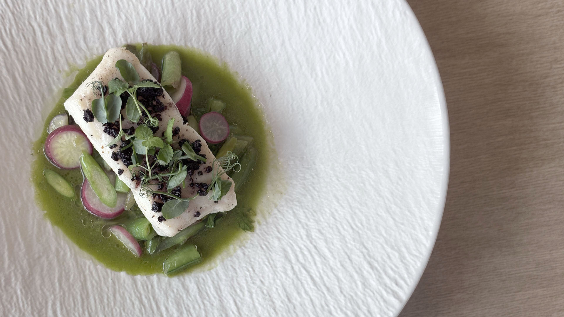 Halibut Acqua Pazza: snap peas, asparagus, lemon oil - Capolinea Atlanta